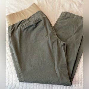 Gap maternity best girlfriend pants